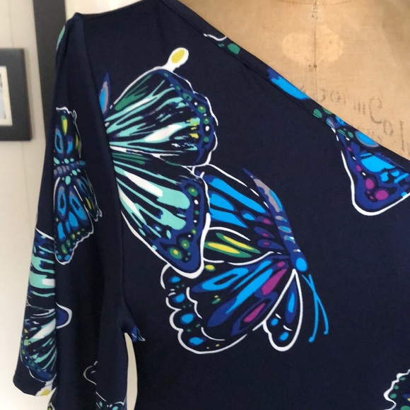 Top - Picture 2 of 3